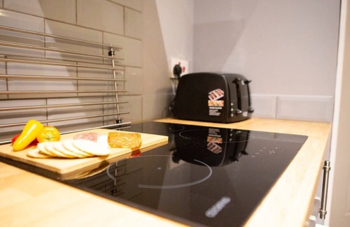 Birkenhead Apartment | The Cavern Apartment @ Liver House