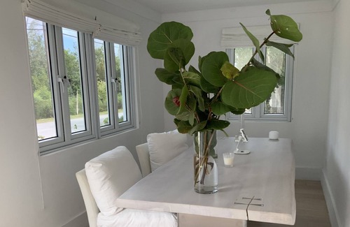 Mangrove Cay Hotel | The Cay House