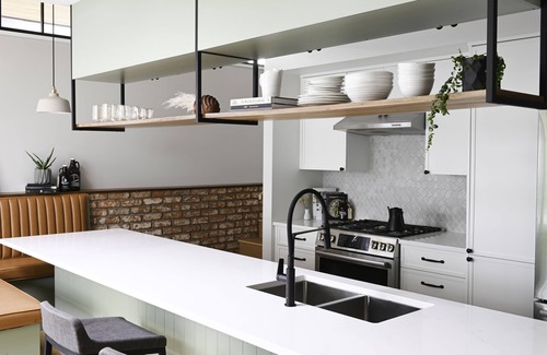 Central Lonsdale House | The Cedar Coach