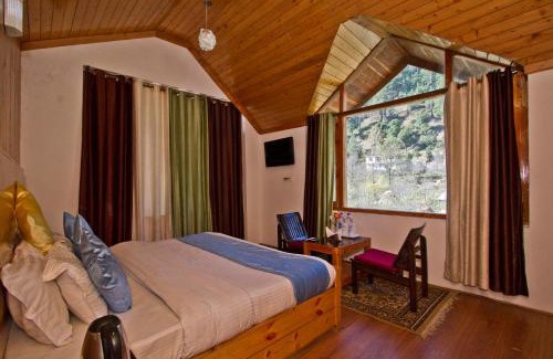 Manali Apartment | The Cedar Cottages & Independent Villa & Kitchenette Fireplace Tandoor & BBQ