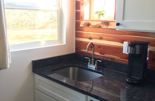 Watertown Apartment | The Cedar Loft/Apartment