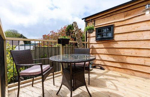Redruth Ski Chalet | The Cedars