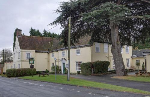 Stowmarket Hotel | The Cedars Hotel