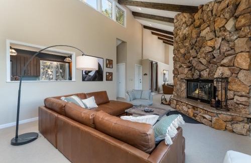 Windcliff Estates House | The Cedars Luxury Home At Windcliff Home