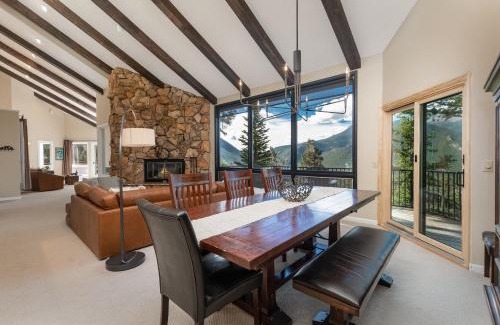 Windcliff Estates House | The Cedars Luxury Home At Windcliff Home