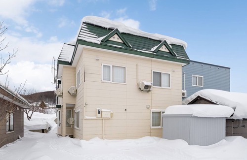 Nakafurano Ski Chalet | THE CELESTIAL