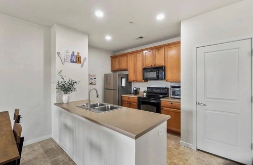 Northeast Park Hill Condo | The Central Hub
