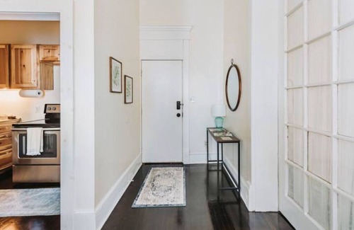 Danville Apartment | The Central Stay on Main 1b/1bth