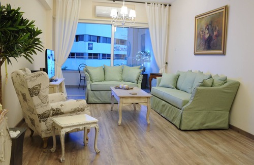 City Centre Apartment | THE CENTRAL SUITE NICOSIA - The Vintage Suite