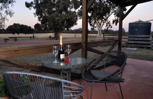 Wilga Cottage | The Centre of Everything & the Middle of Nowhere