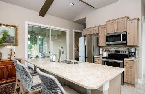Spring Branch House | The Century Oaks