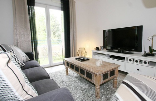 Villemoustaussou Apartment | "THE CEPIAN" - CHARMING APARTMENT 50m²