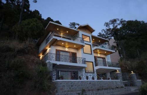 Kumarhatti Apartment | The Cerro Rico - 3 BHK Modern Villa