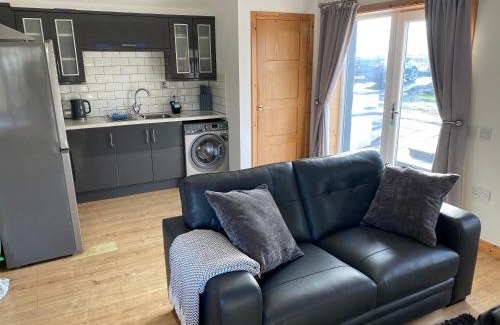 Aisgernis Apartment | The Chalet, 444 North Lochboisdale