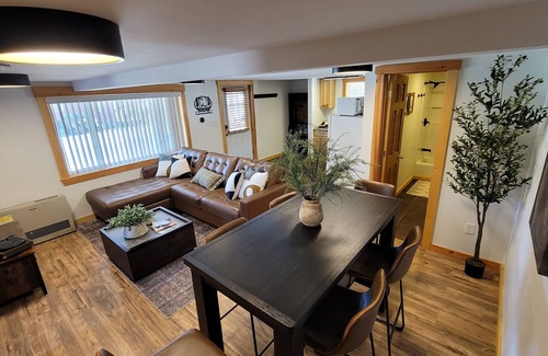 Eustis Ski Chalet | The Chalet 7 bedroom near Sugarloaf, Snowmobile/UTV, Hiking, Golf and Flagstaff