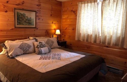 Sunday River Area House | The Chalet at Sunday River - Slopeside Ski House Newry/Bethel Maine