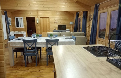 Tancrou Ski Chalet | The Chalet in the countryside at the gates of Paris