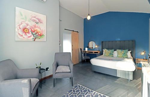 Centurion House | The Chameleon Stay @107