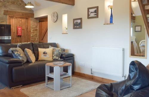 Llandysul House | The Chapel Barn