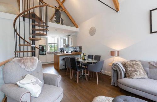 North Cerney House | The Chapel, Cotswolds