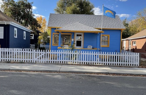 Louisville House | The Charger⚡️ House on Main Street