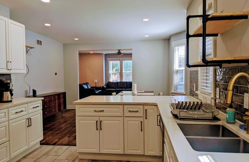 New Center Detroit House | THE CHARLES - Welcome To Detroit