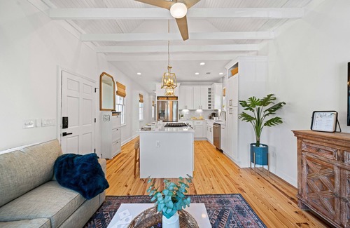 Westside House | The Charleston Suite: The Harper Suite