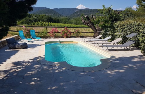 La Motte-dʼAigues House | The charm of an authentic property at the foot of Lubéron