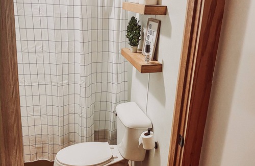 McConnelsville Cabin | The Charmer