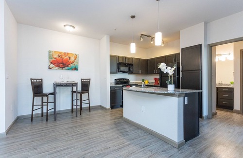 Bentonville Apartment | The Charming Canary Condo