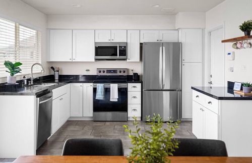 Chandler House | The Charming Chandler House