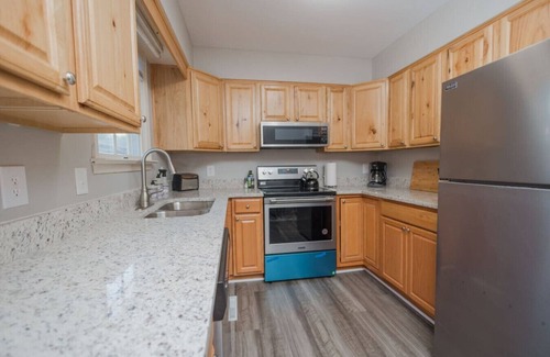 Martinsburg Apartment | The Charming Crib 2 bedroom Apartment
