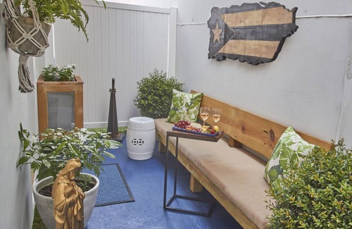 Eleanor Roosevelt Apartment | The Charming Studio near everything!