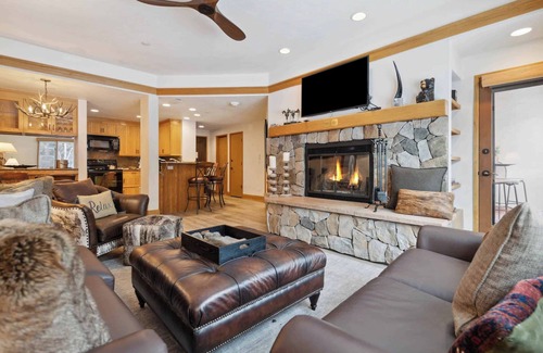 Beaver Creek Condo | The Charter at Beaver Creek D330