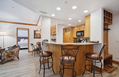 Beaver Creek Condo | The Charter at Beaver Creek D330