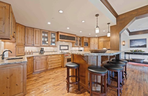 Beaver Creek Condo | The Charter at Beaver Creek E340