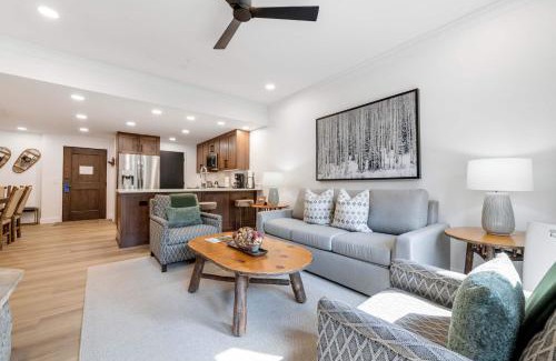 Beaver Creek Apartment | The Charter at Beaver Creek E130