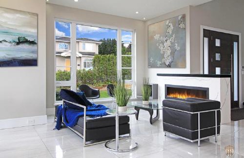 Burnaby House | The Chateau