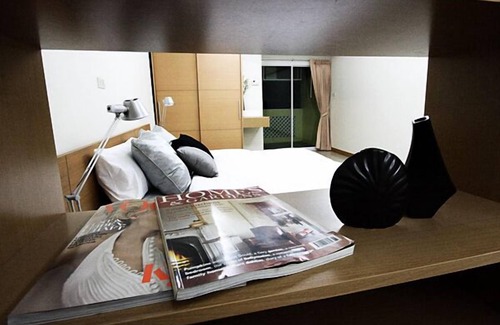 Chan Kasem Hotel | The Chateau Luxury Serviced Apartment