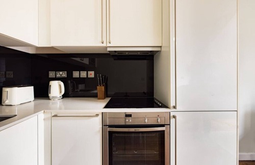 Parsons Green and Walham Apartment | The Chelsea Collection