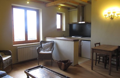 Radicondoli Apartment | The cherry tree Podere il Giglio: Romantic apartment on the hills and swimming pool