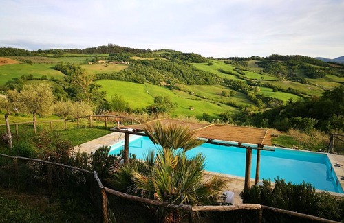 Radicondoli Apartment | The cherry tree Podere il Giglio: Romantic apartment on the hills and swimming pool