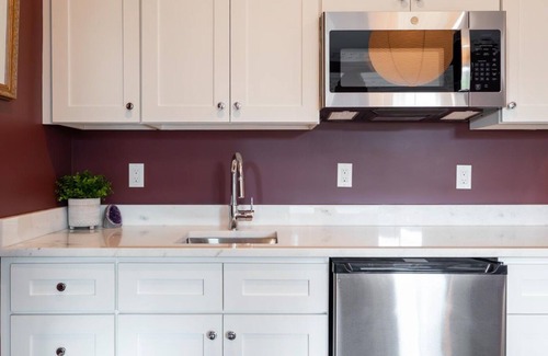 South End Apartment | The Chester: Urban Chic Retreat In South End