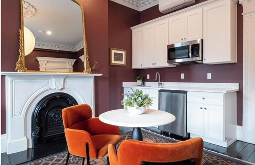South End Apartment | The Chester: Urban Chic Retreat In South End