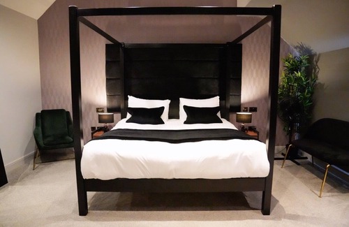 Chesterton Hotel | The Chesterton Hotel