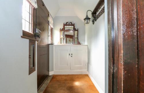 Peterborough House | The Chestnuts