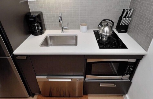 Midtown East Apartment | The Chic Vibe 8653