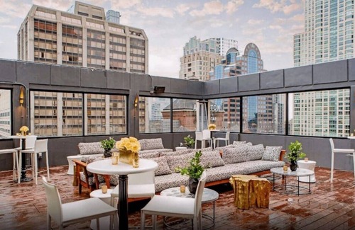 Rush and Division House | The Chicago Hotel Collection Magnificent Mile, 3 Standard King Rooms
