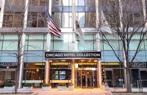 Rush and Division House | The Chicago Hotel Collection Magnificent Mile, 3 Standard King Rooms