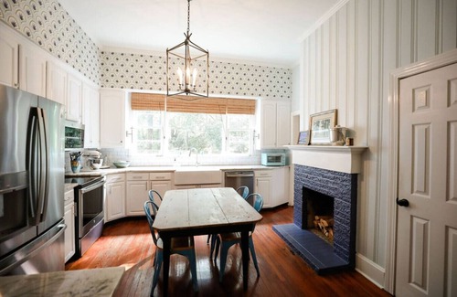 Summerville Historic District House | The Chick Inn on Main Neighbors!